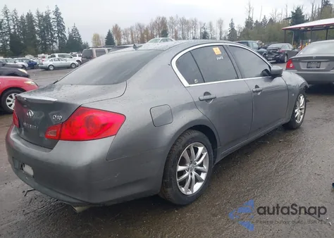 2015 Infiniti Q40 z USA, uszkodzony, nr VIN JN1CV6AP8FM503602